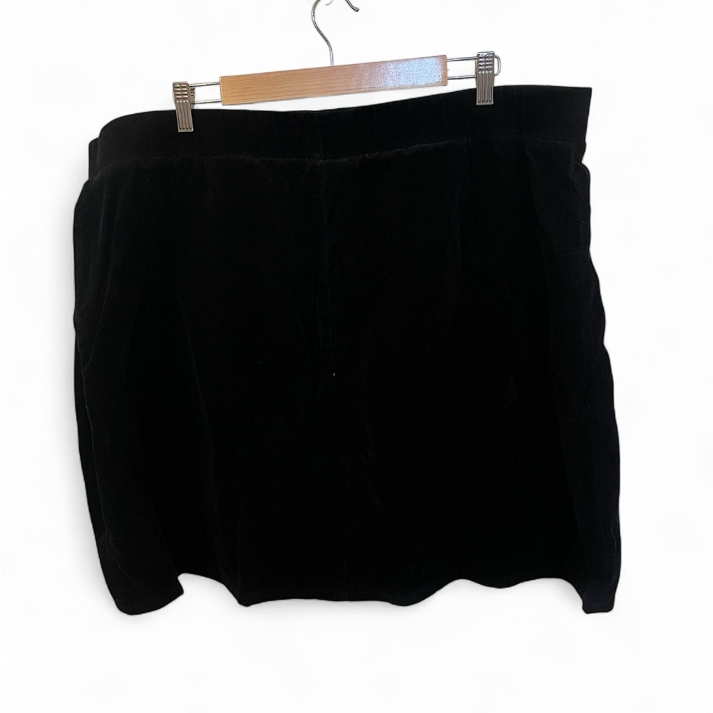 Torrid courduroy Black Button-Front miniSkirt - Picture 2 of 2
